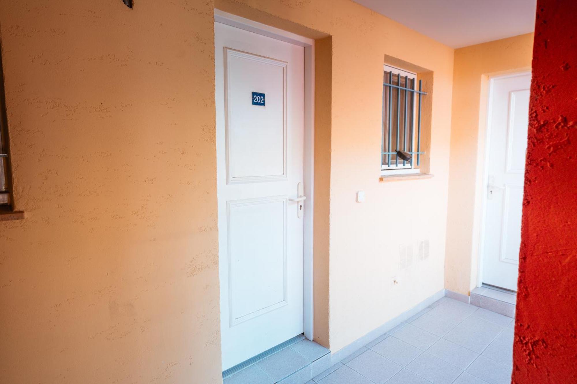Le Studio De Giens Hyeres Ngoại thất bức ảnh